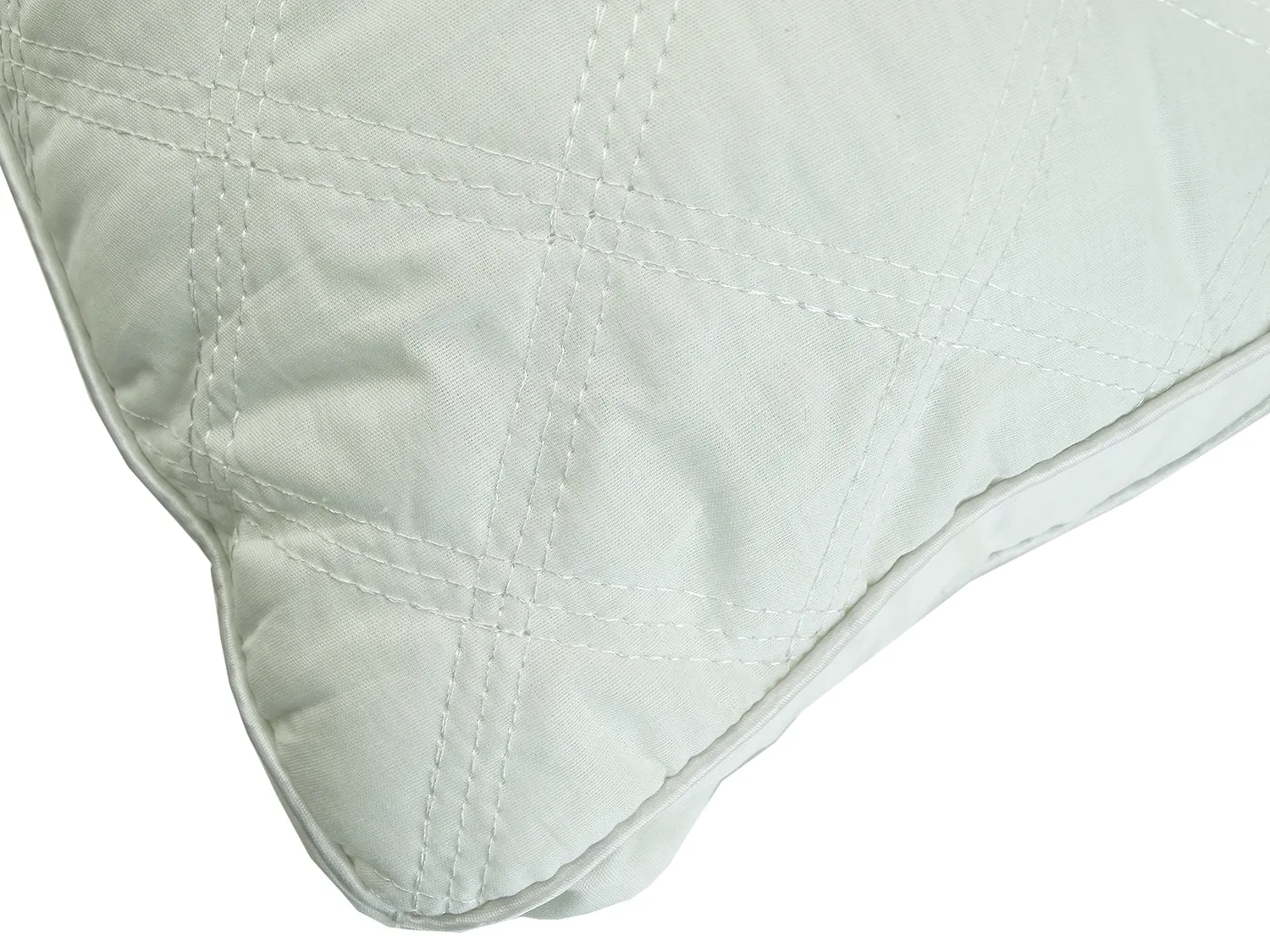 613432B, King Cotton Pillow w/ Polyester Filling