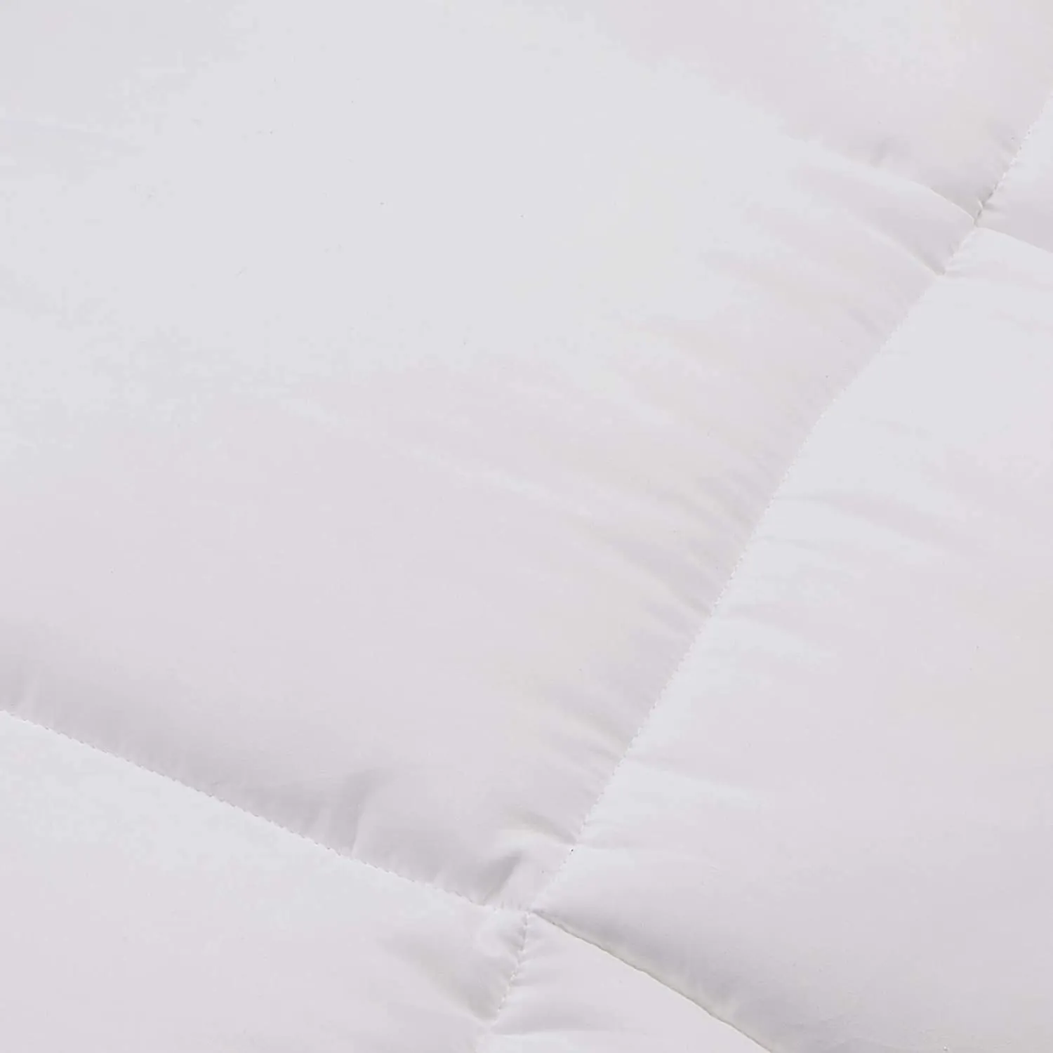 All-Season Quilted Comforter - Corner Duvet Tabs - Hypoallergenic - Plush Microfiber Fill