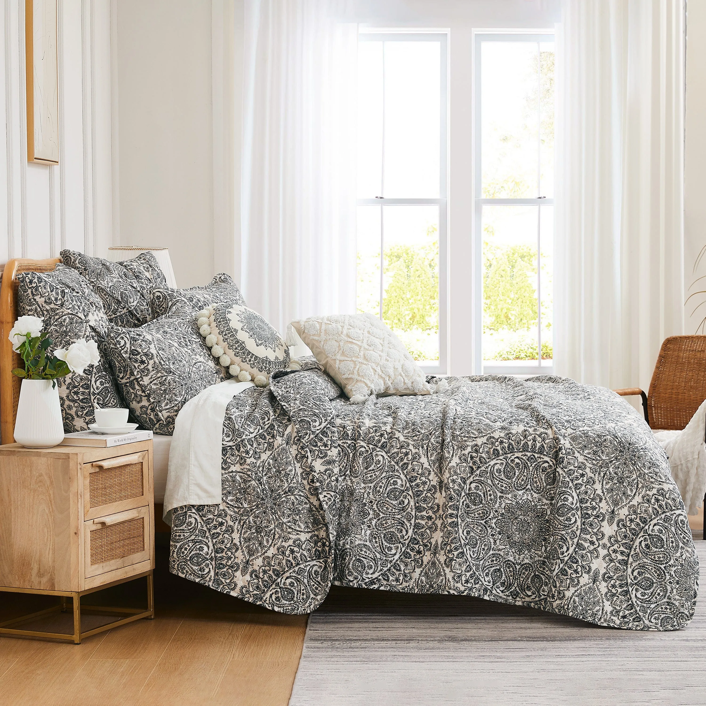 Ashanti 7-Piece Quilt Bedding Set