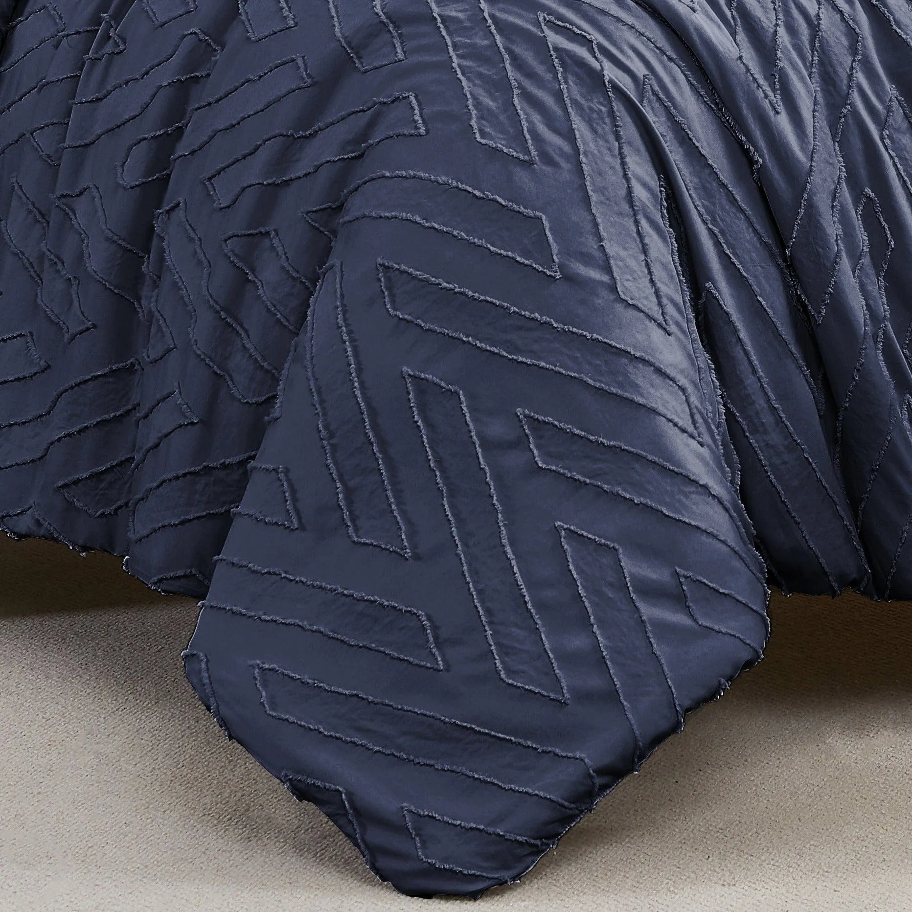 Chevron Clipped Jacquard Comforter Set