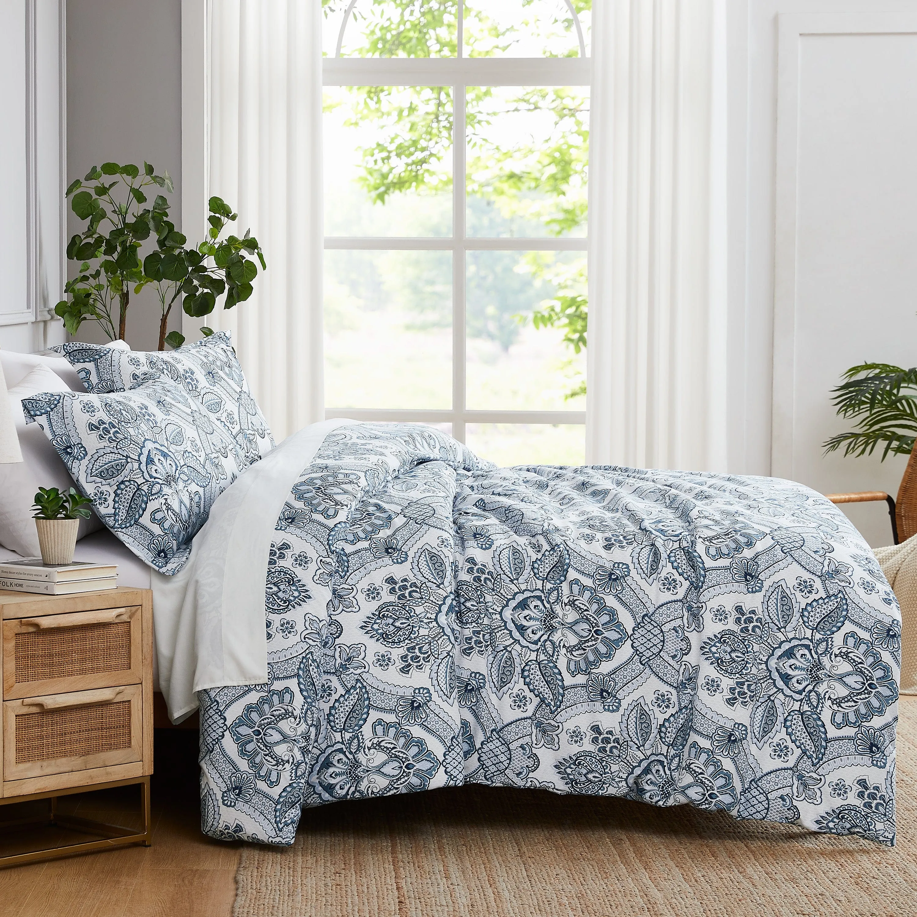 Enchantment Comforter Set