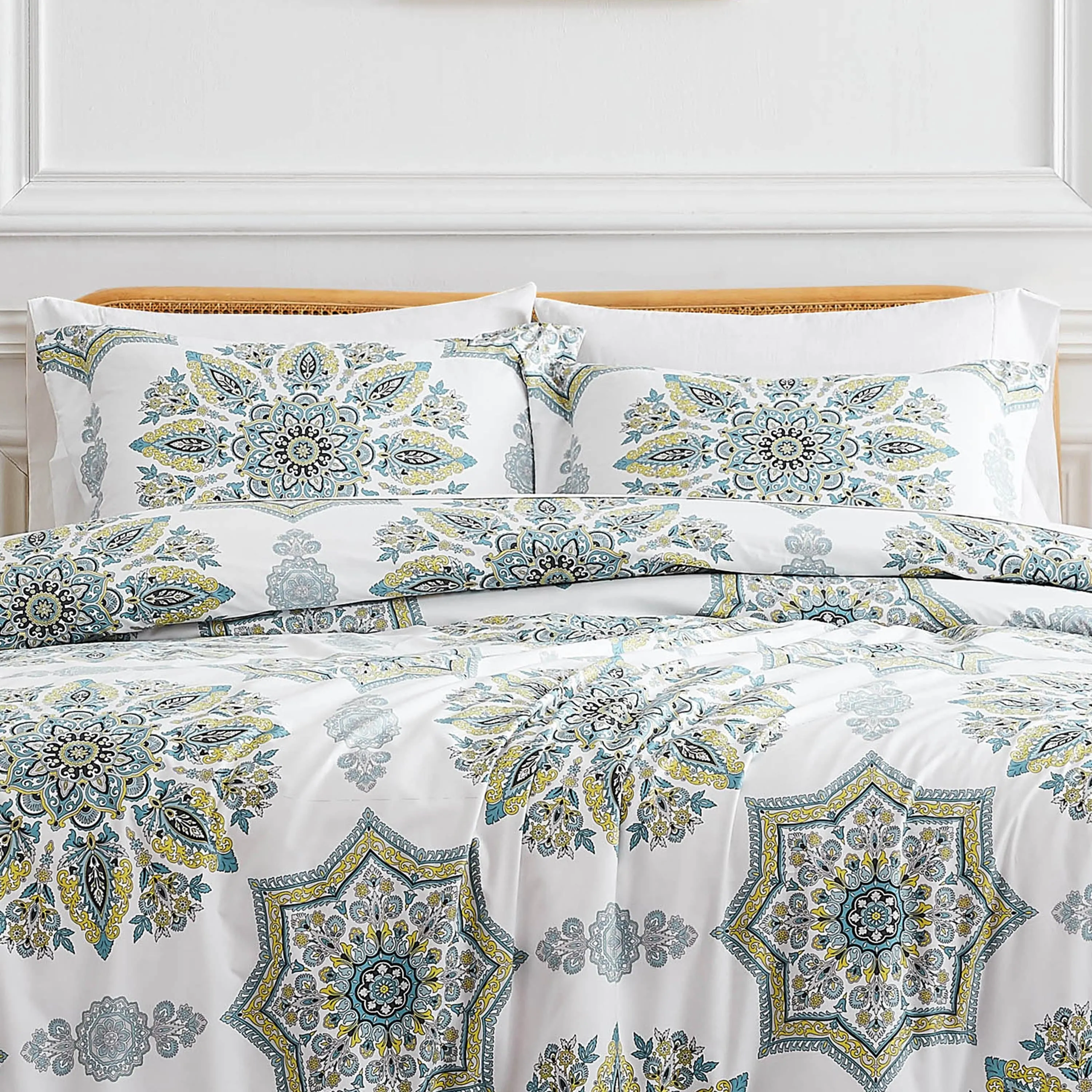 Infinity Comforter Set