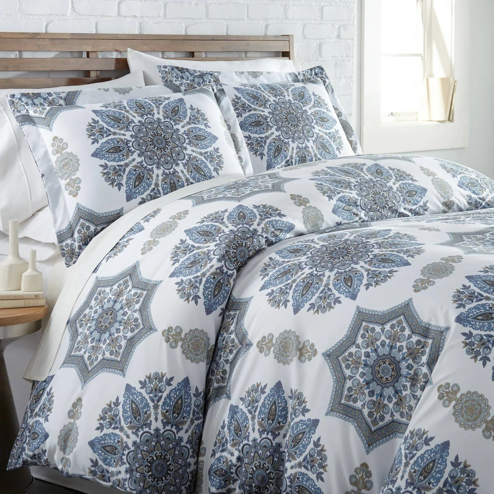 Infinity Comforter Set