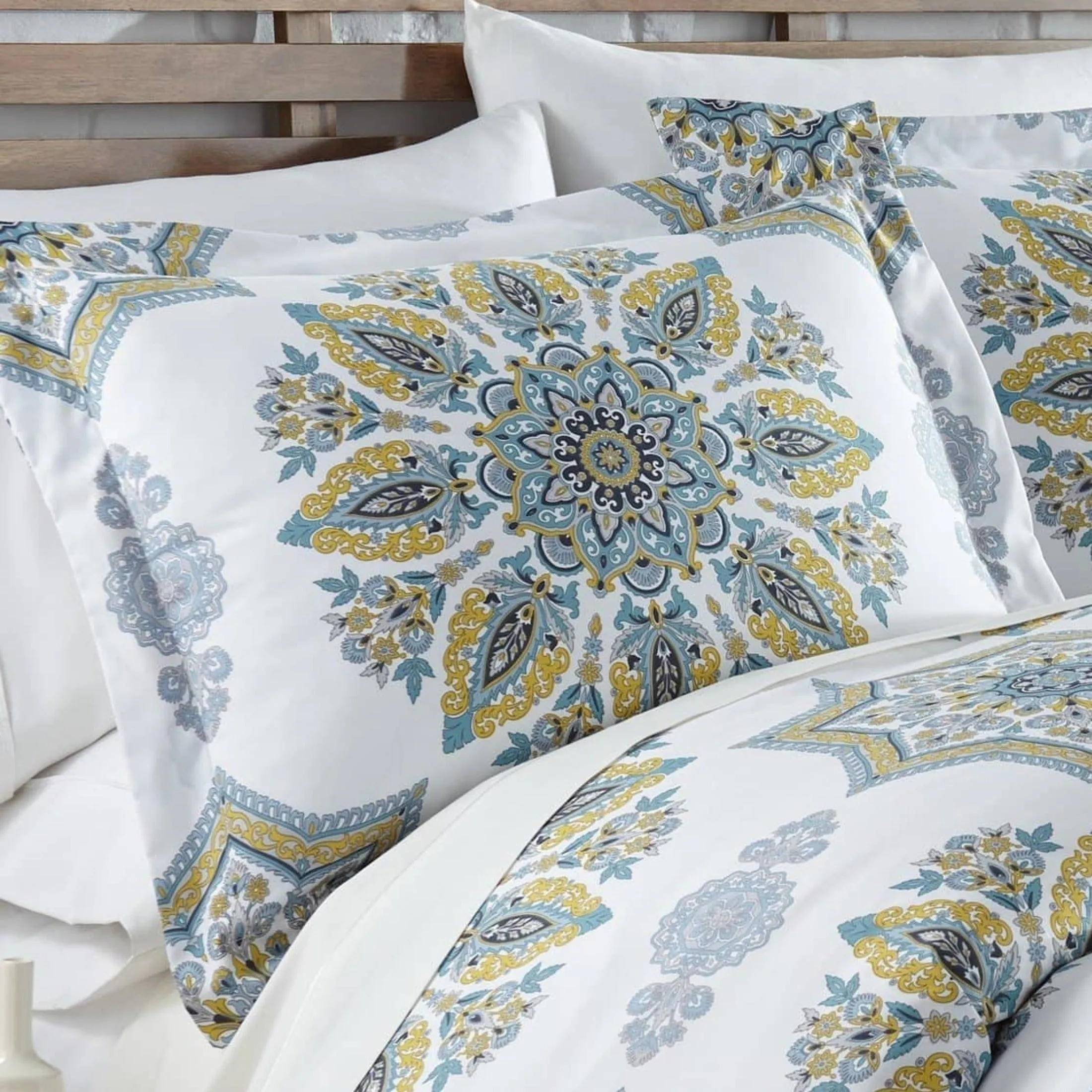 Infinity Comforter Set