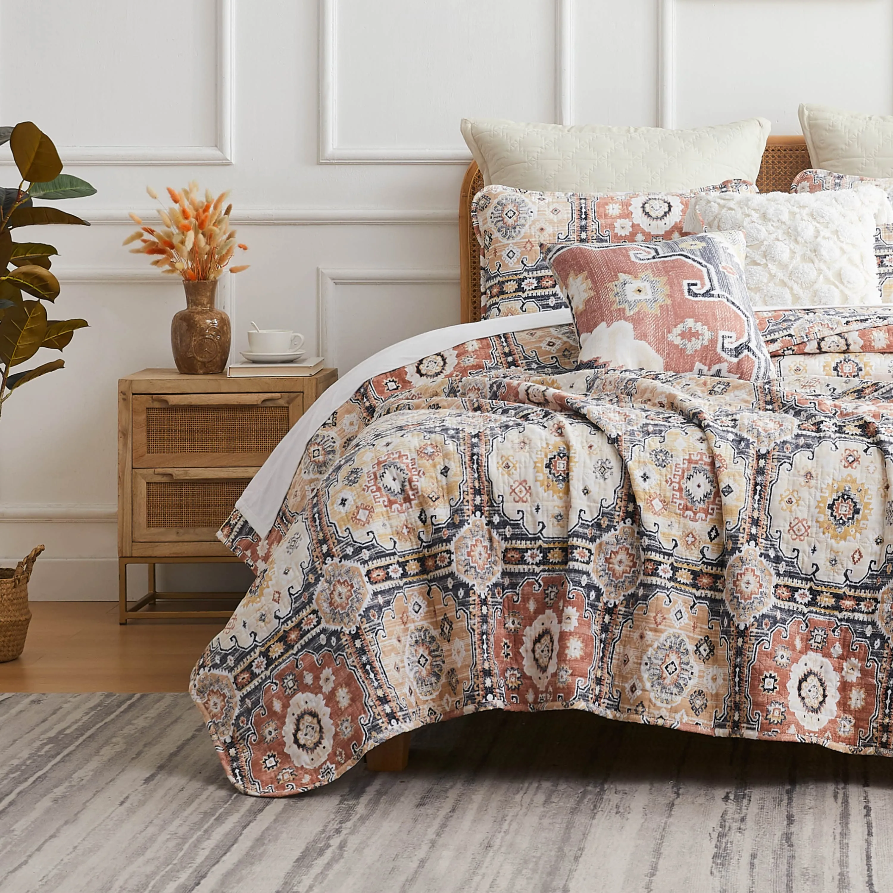 Kilim 7-Piece Quilt Bedding Set