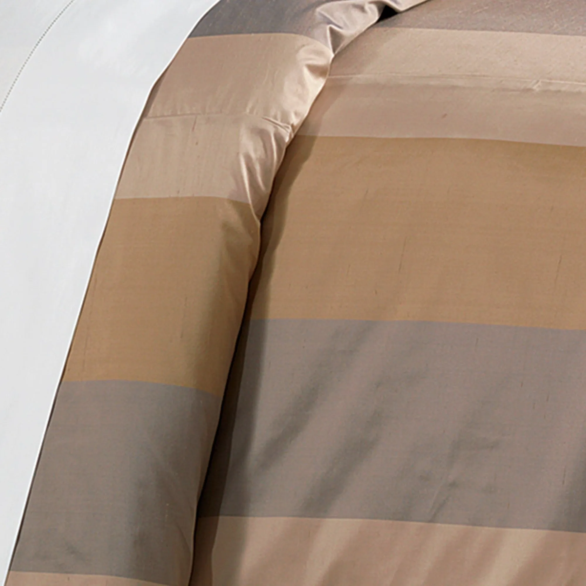 Lancaster Silk Duvet Cover