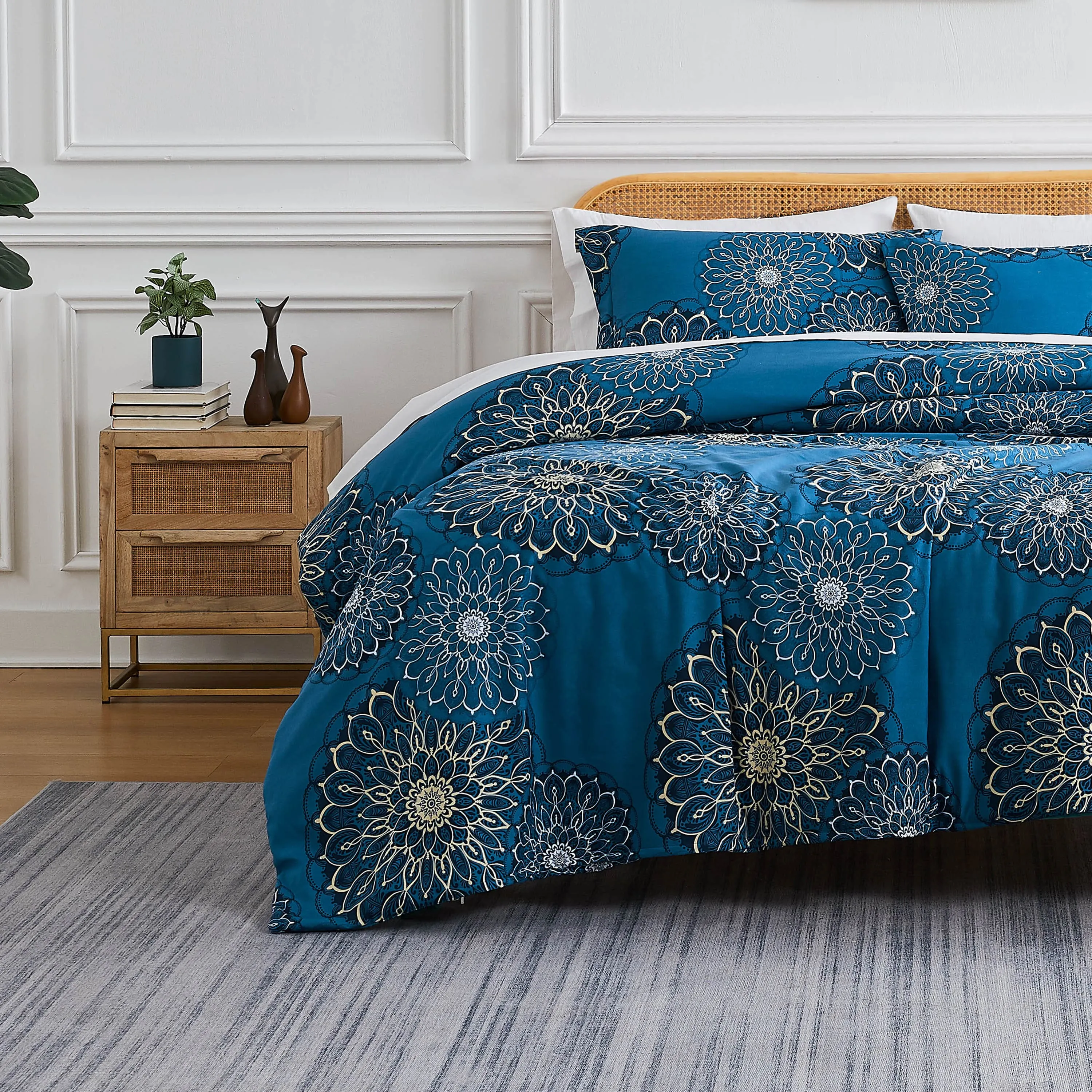 Midnight Floral Comforter Set