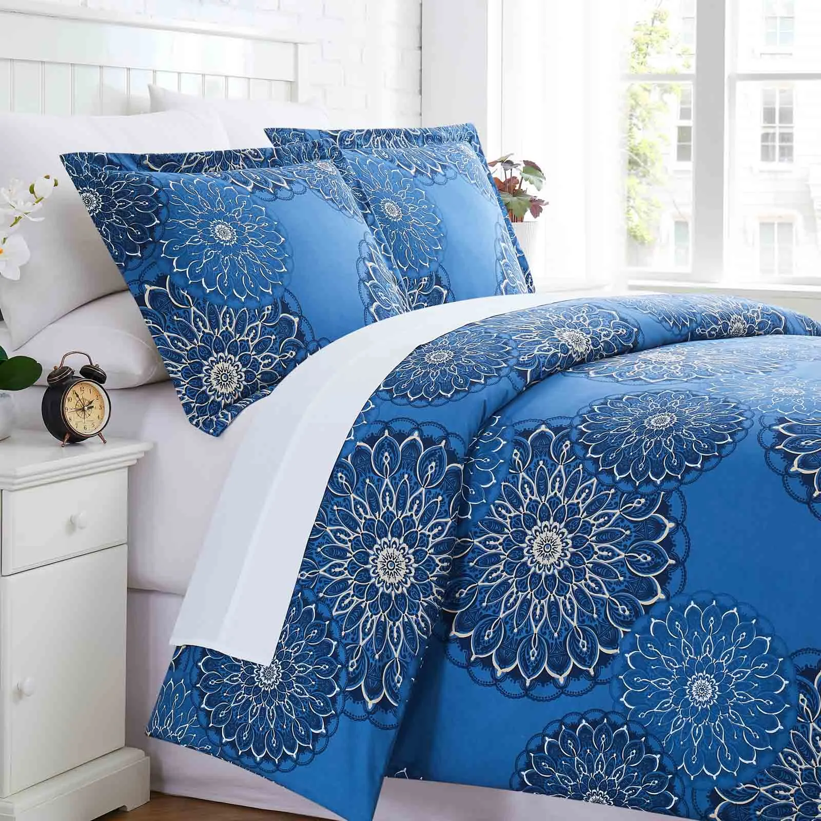 Midnight Floral Comforter Set