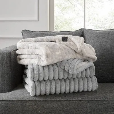 Open Box - Brookstone Heated Coziest Throw Gray Marble