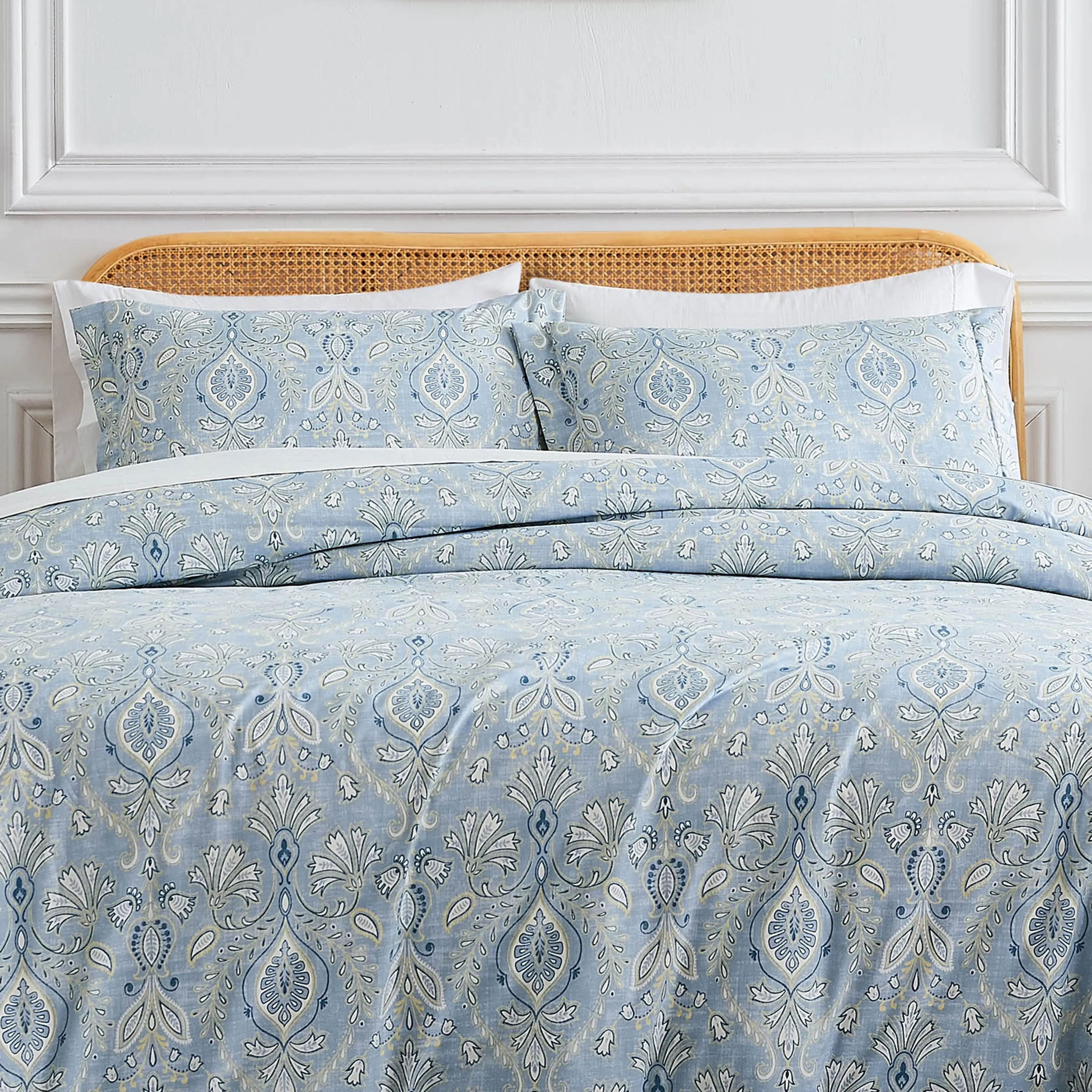 Paisley Grace Comforter Set