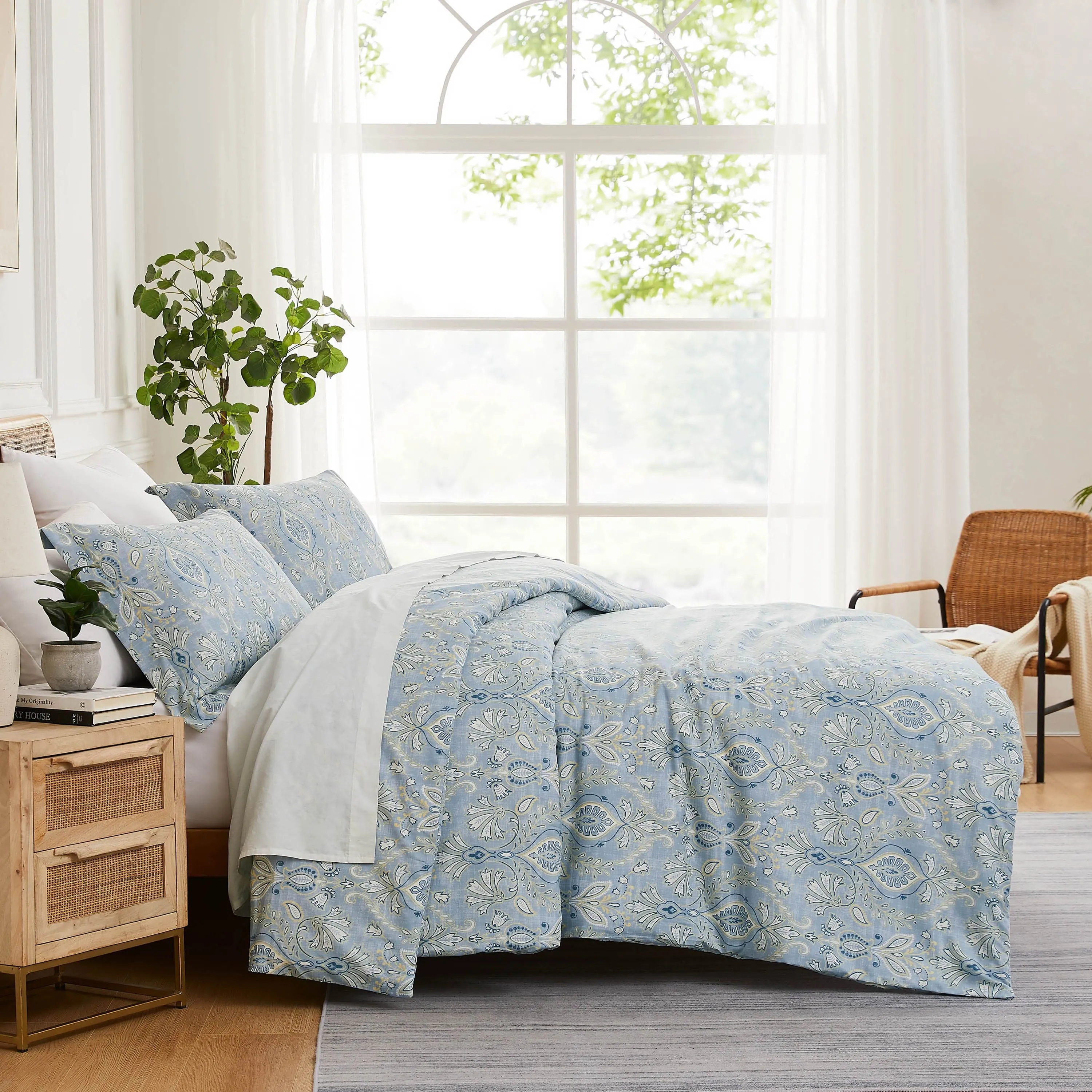 Paisley Grace Comforter Set