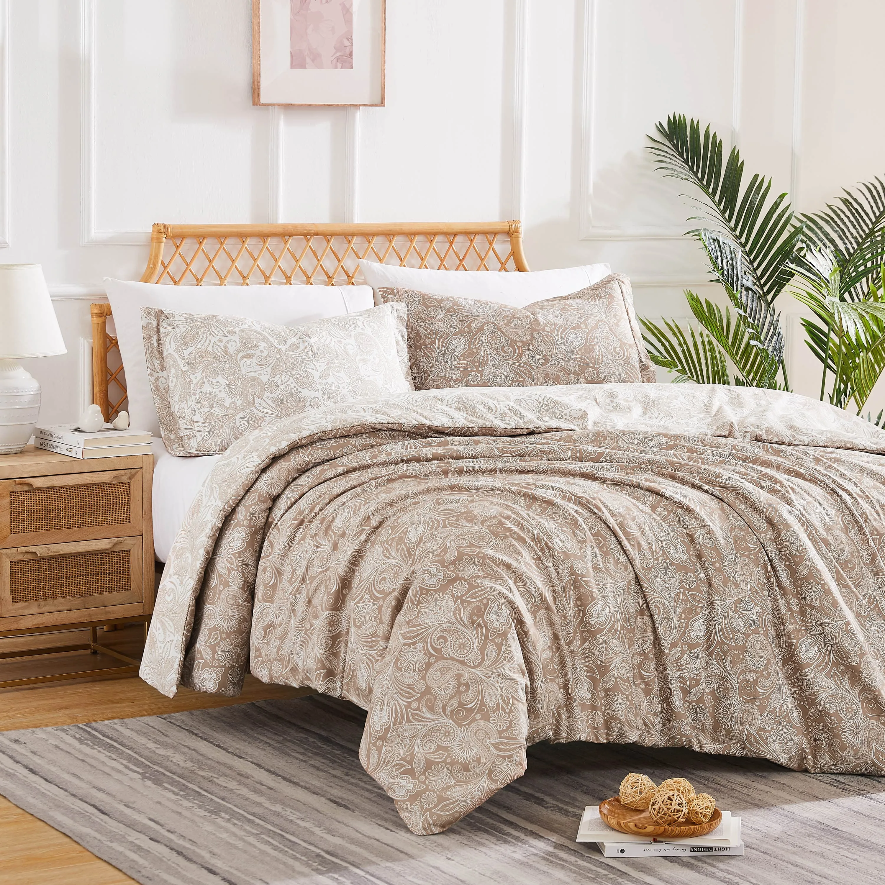 Perfect Paisley Reversible Comforter Set