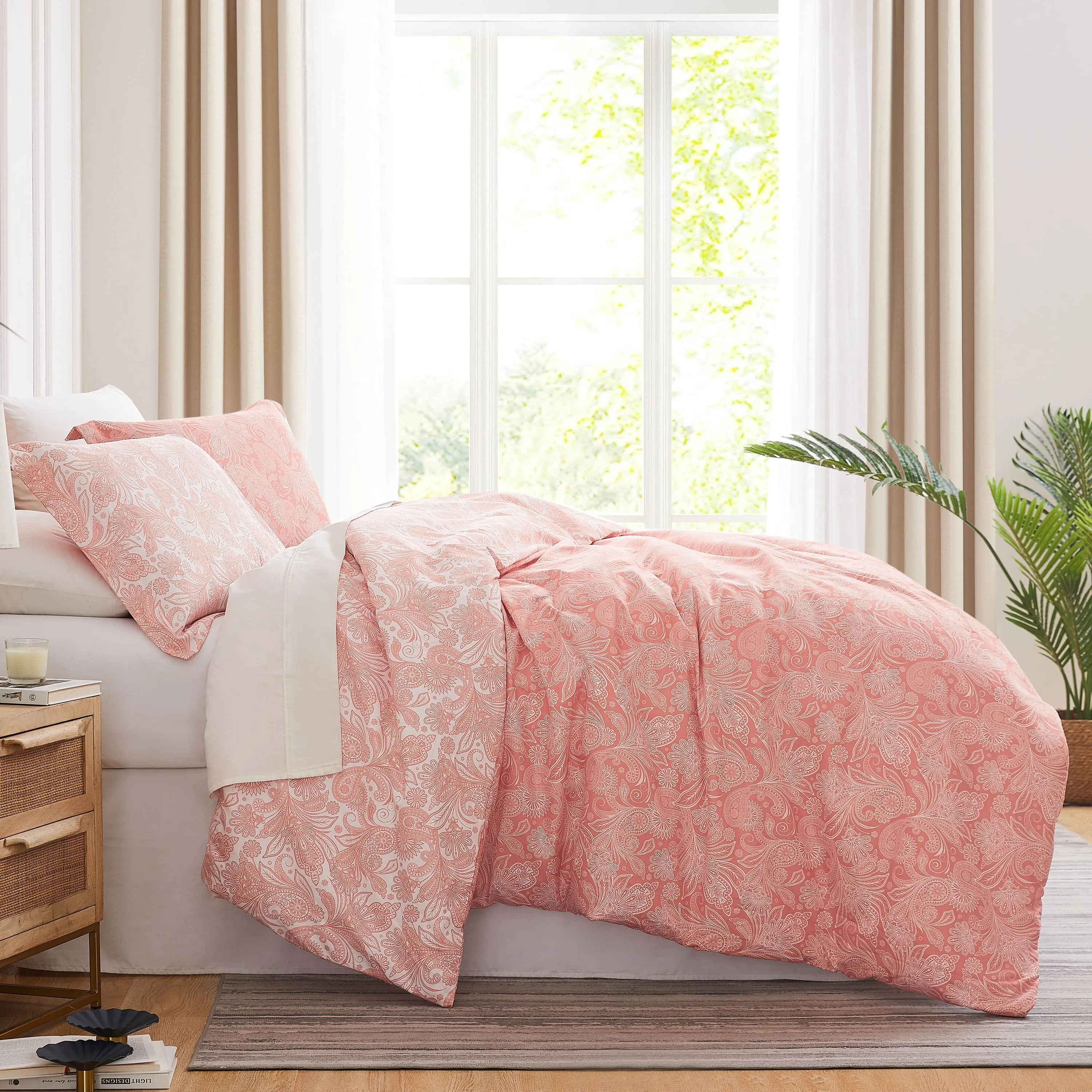 Perfect Paisley Reversible Comforter Set