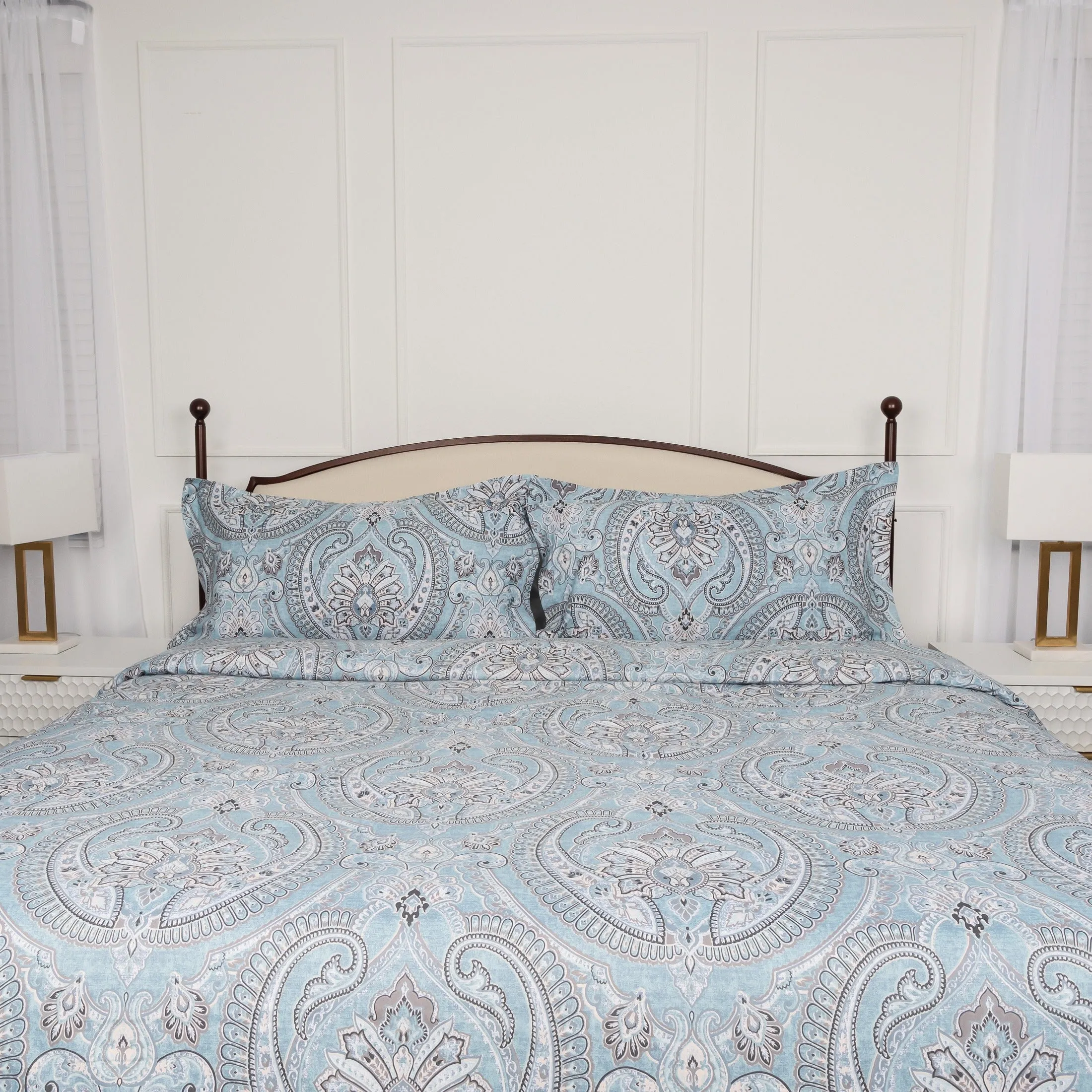 Pure Melody Comforter Set