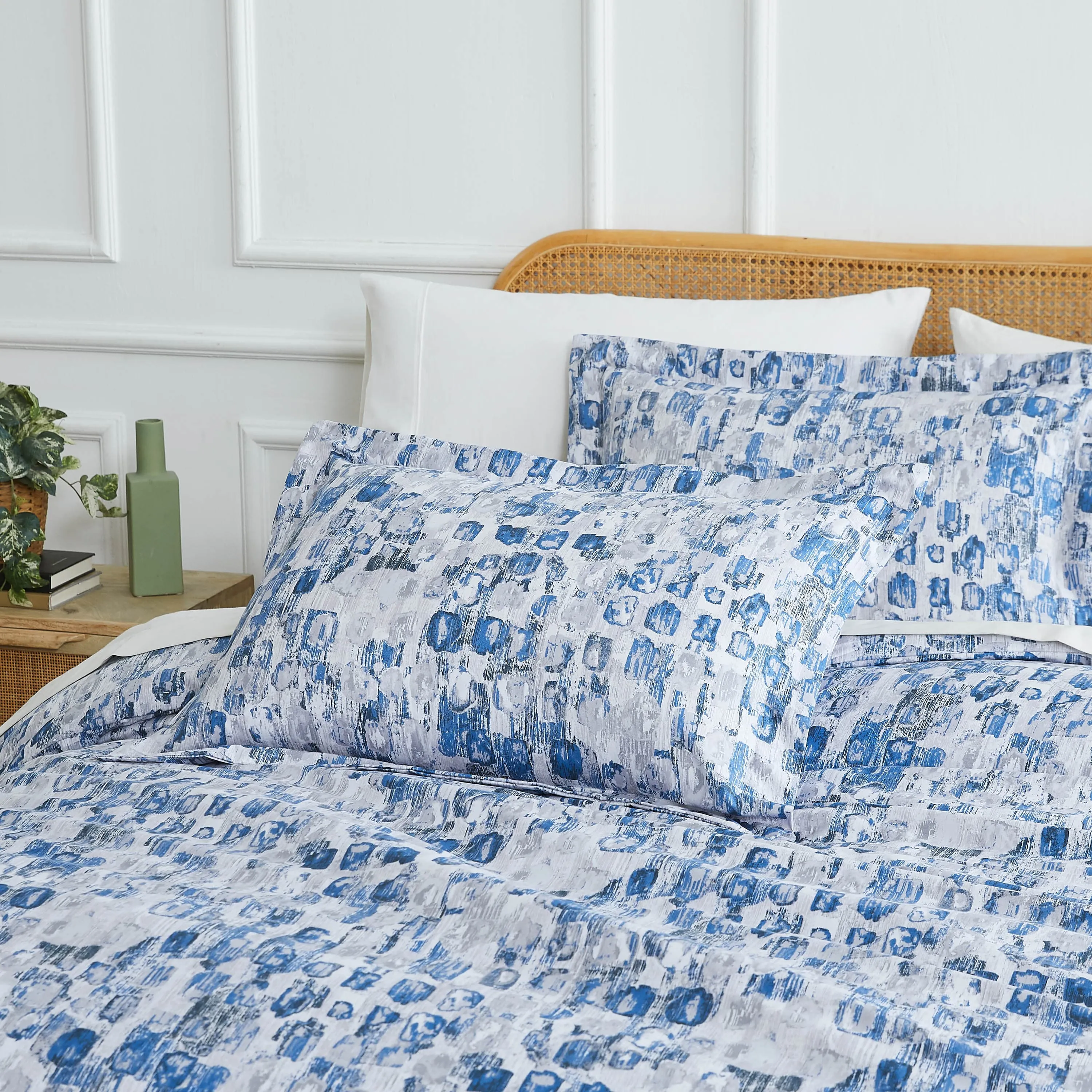 Rhythm Oversized Comforter Set