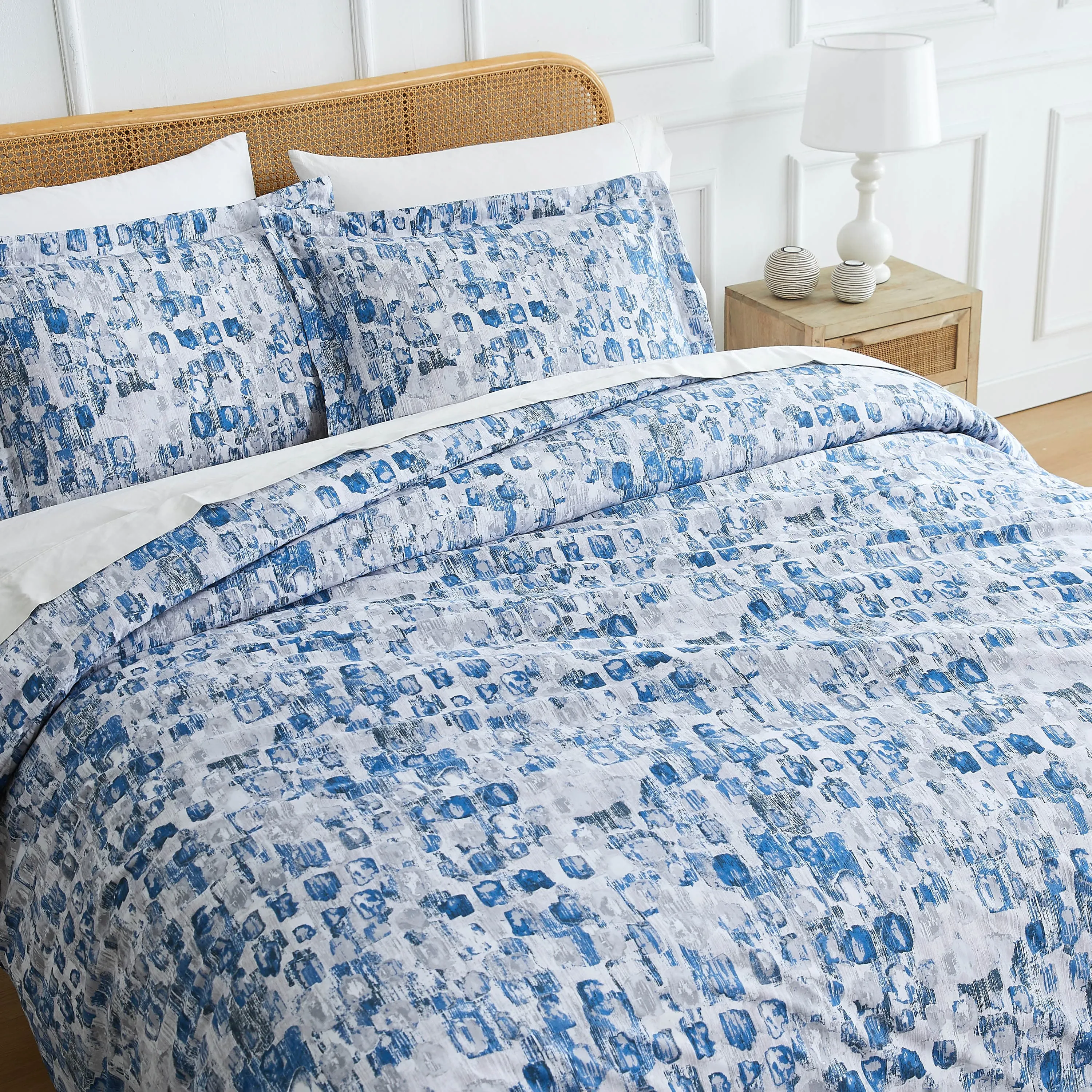 Rhythm Oversized Comforter Set