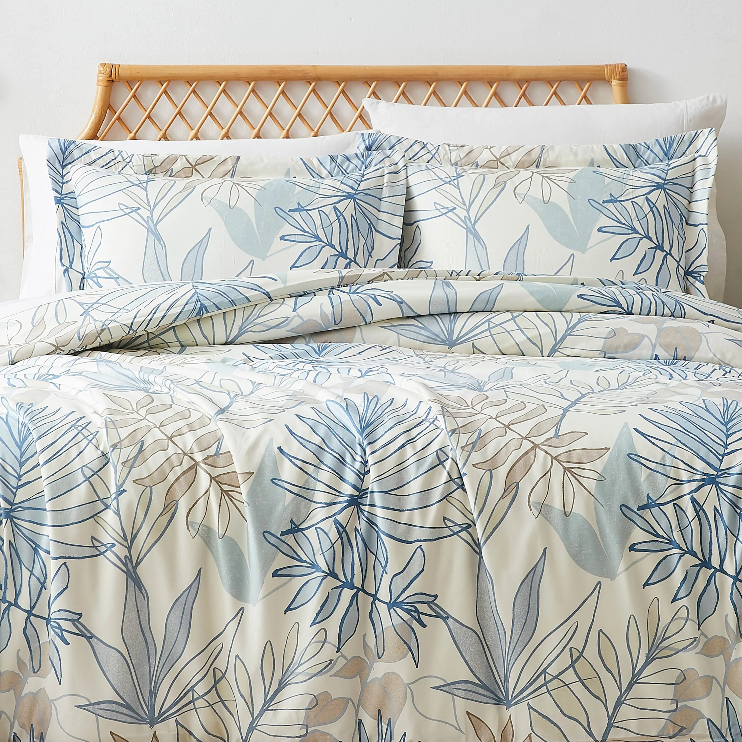 Tropic Leaf Comforter Set