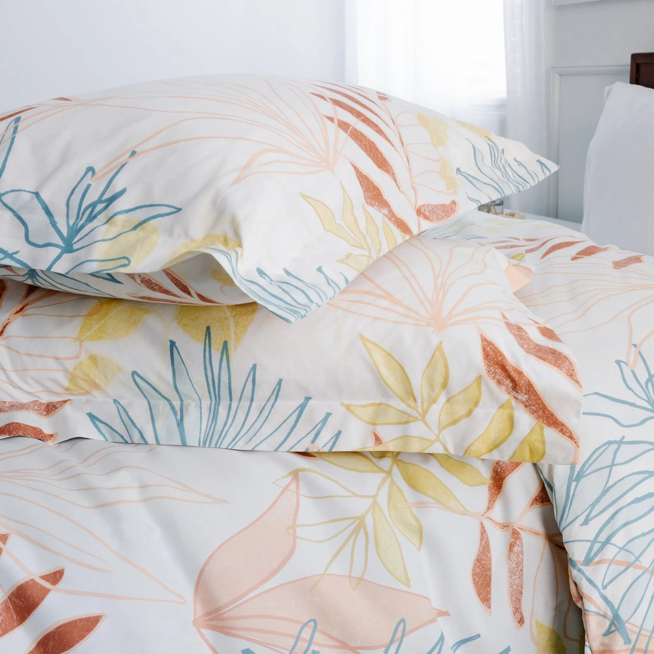 Tropic Leaf Comforter Set