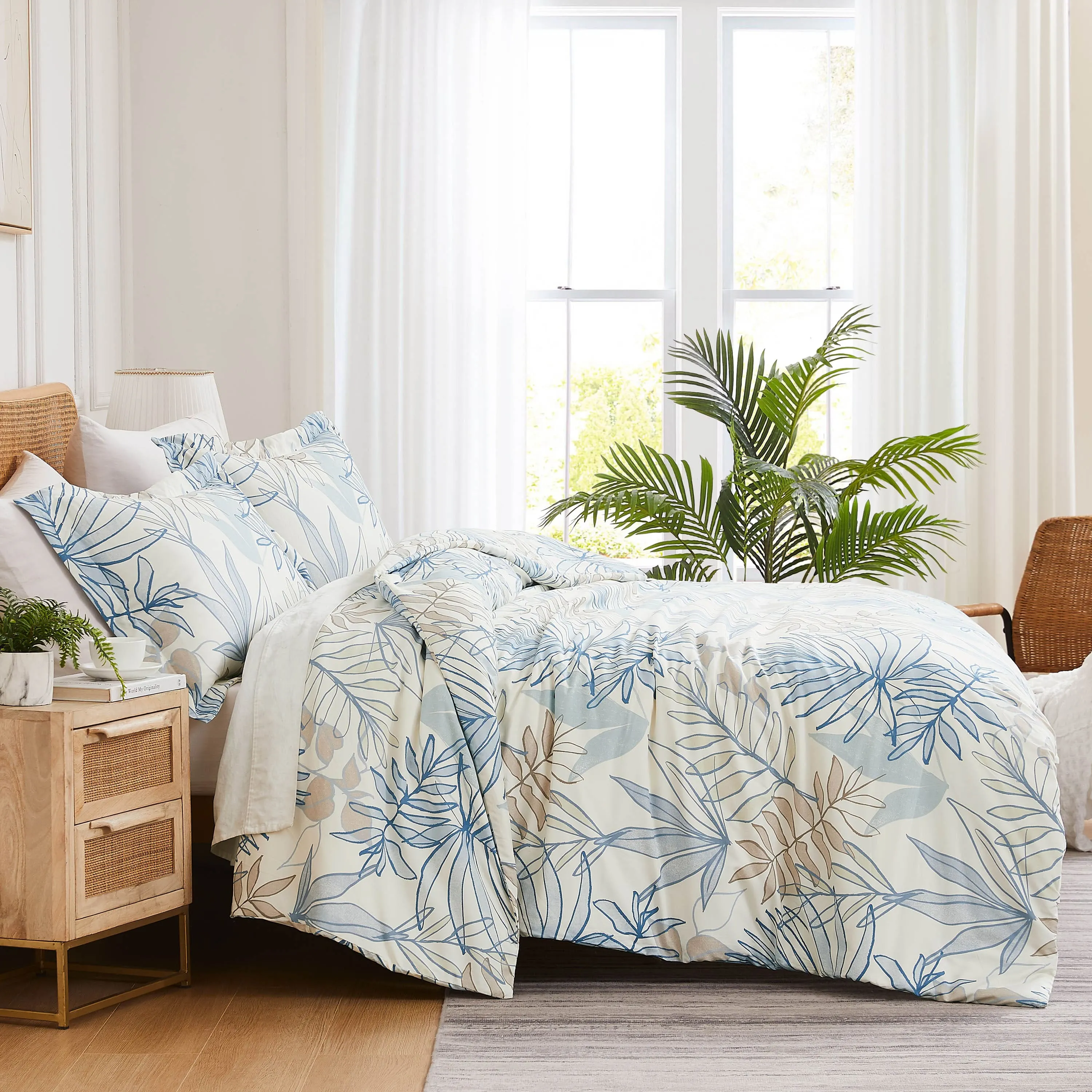 Tropic Leaf Comforter Set