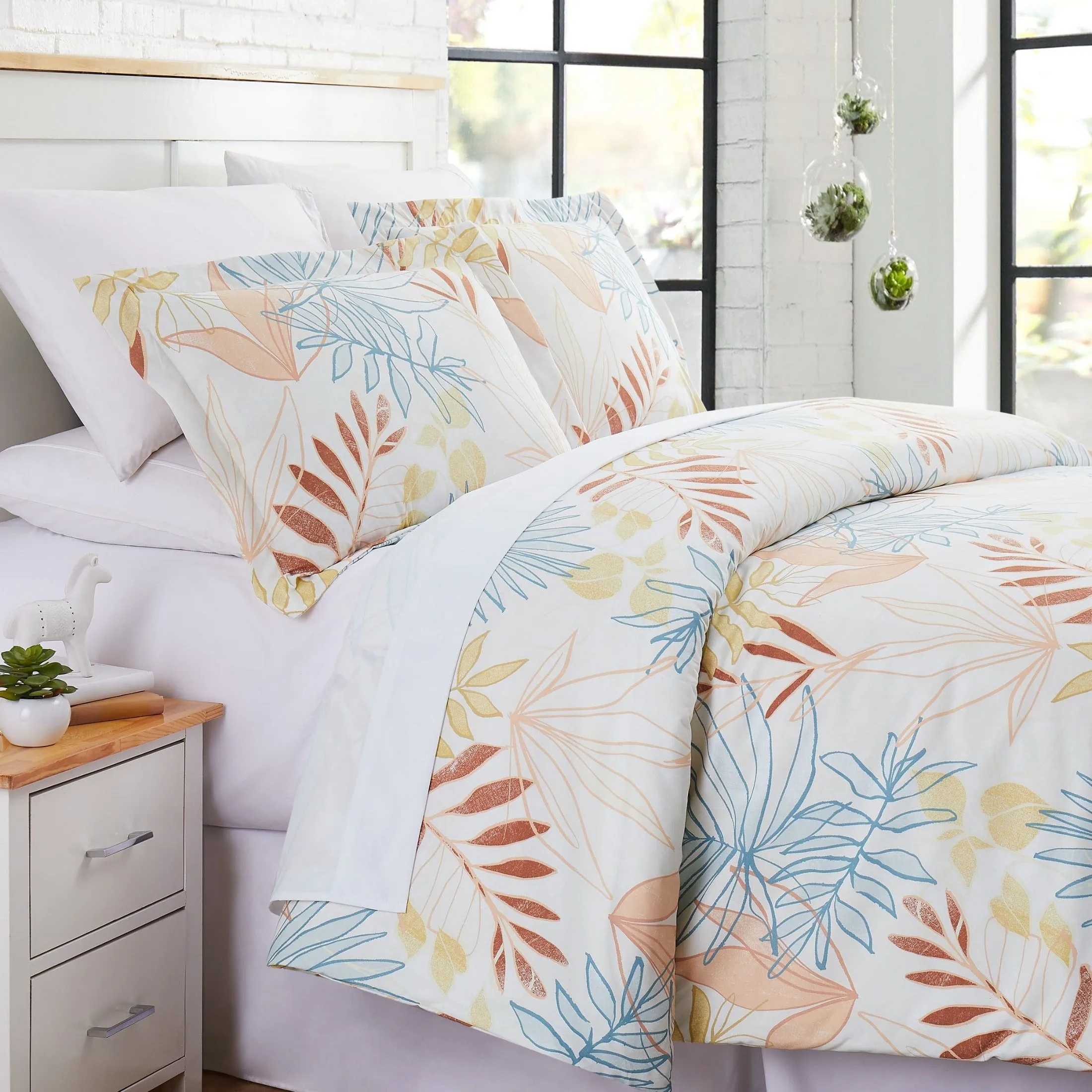 Tropic Leaf Comforter Set