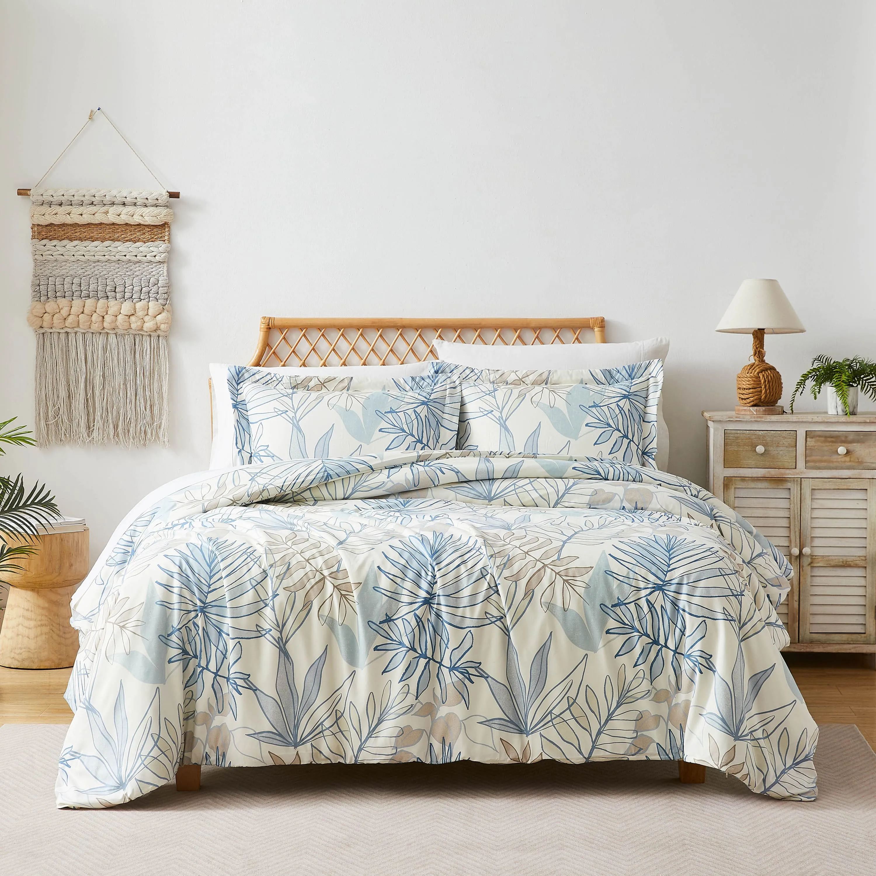 Tropic Leaf Comforter Set