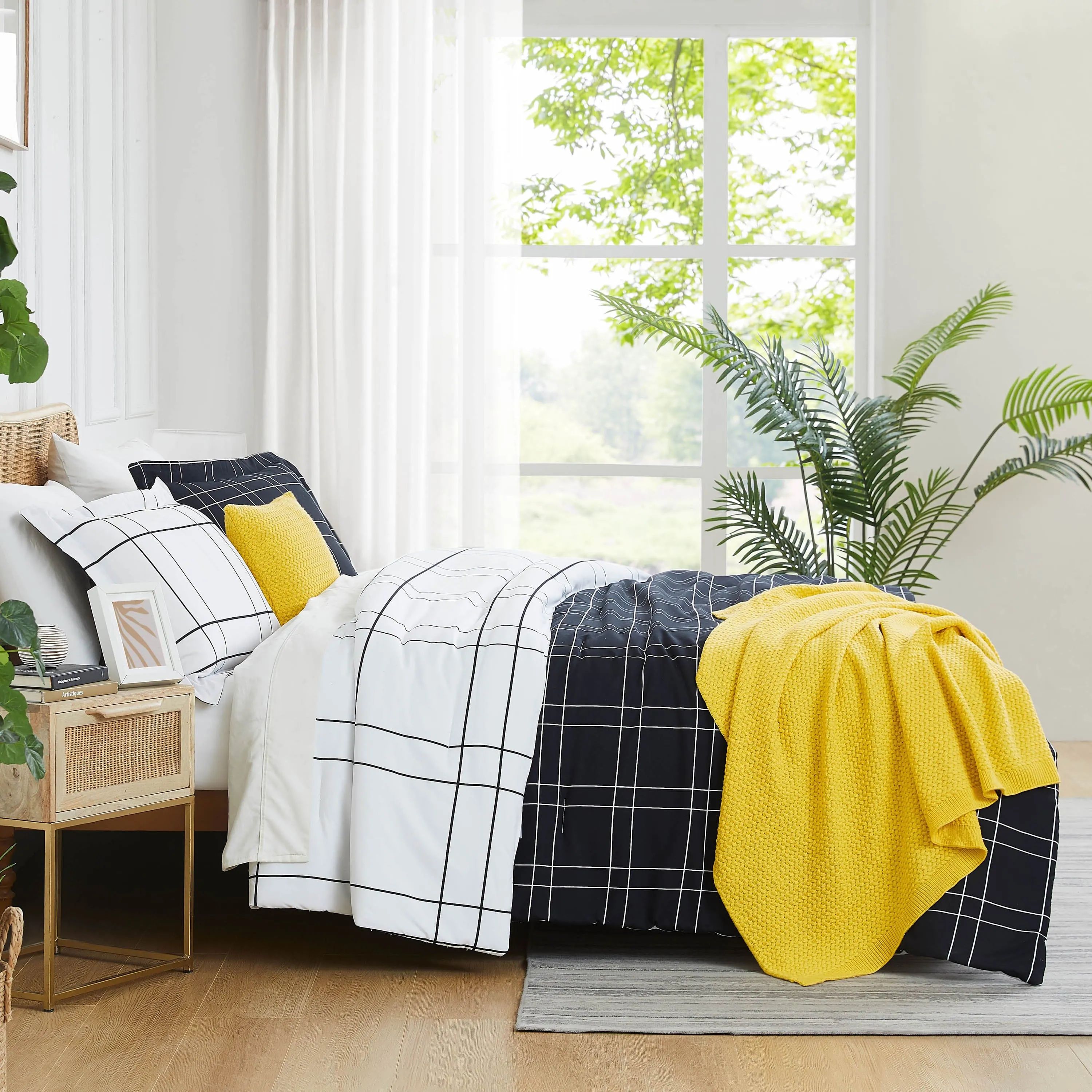 Urban Grid Oversized 5-Piece Comforter Set