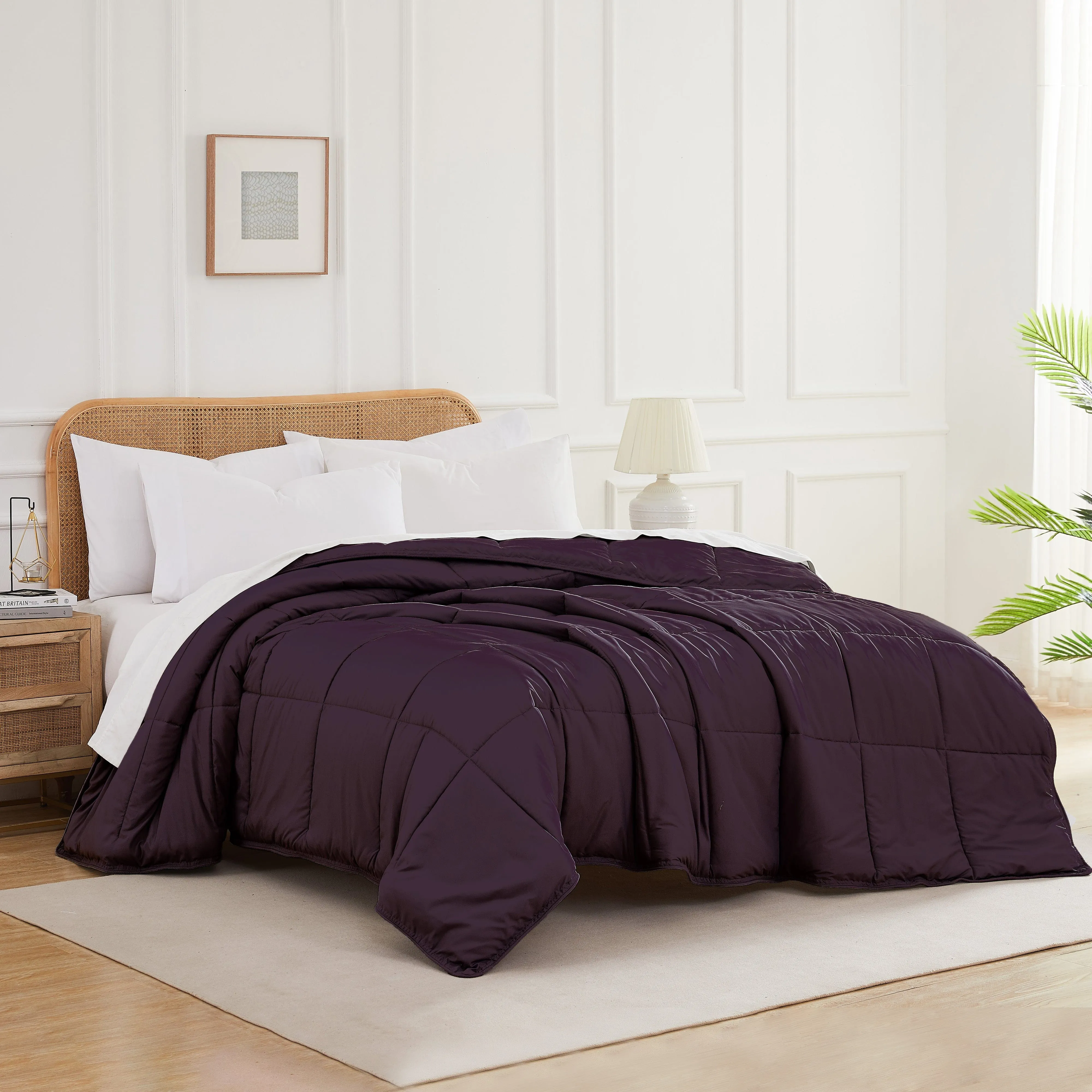 Vilano Down Alternative Comforter