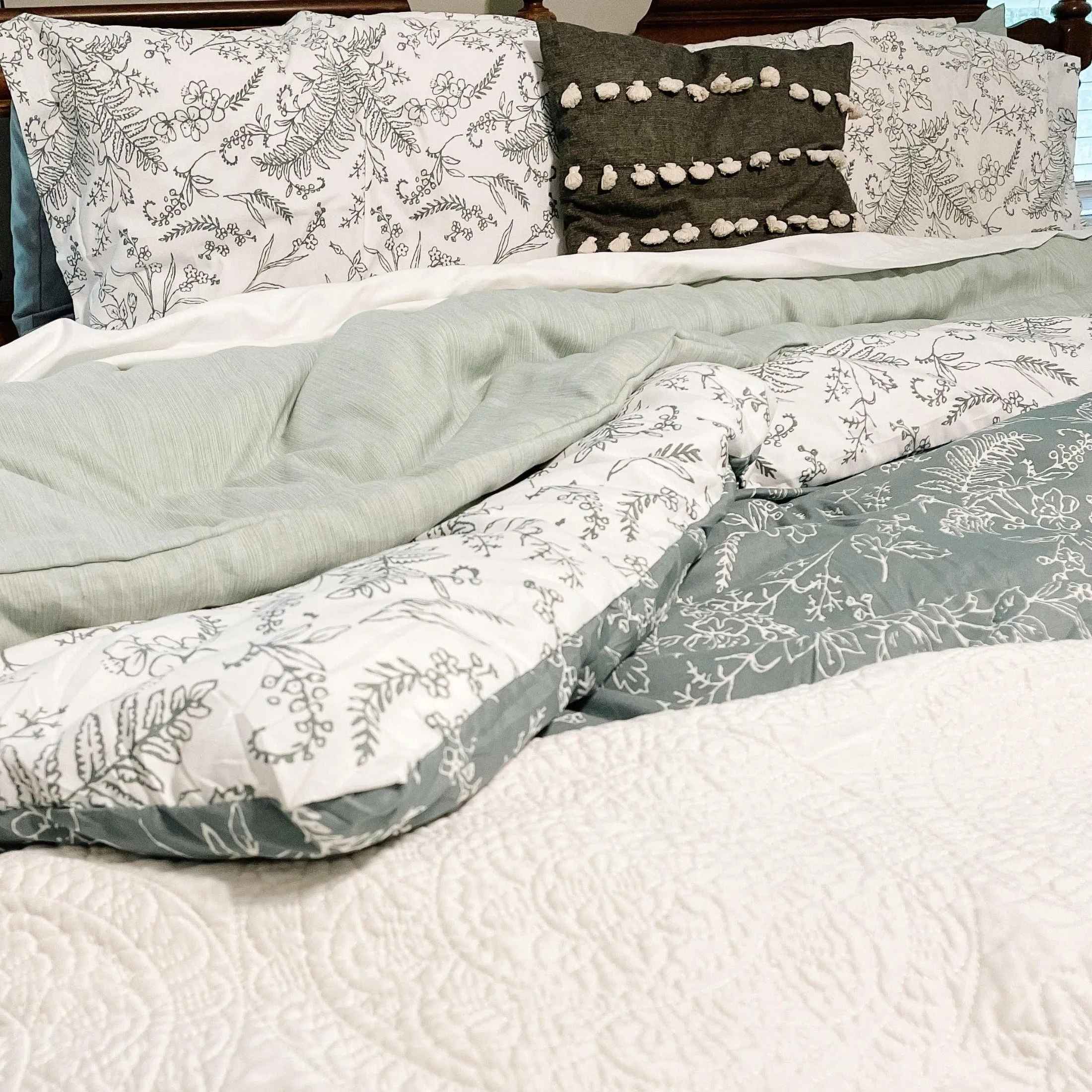 Winter Brush Reversible Comforter Set